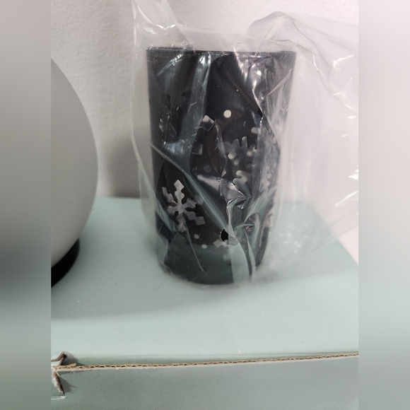 PartyLite Change-O-Lantern Candle Holder Halloween and Snowflakes P8300 - Picture 6 of 7